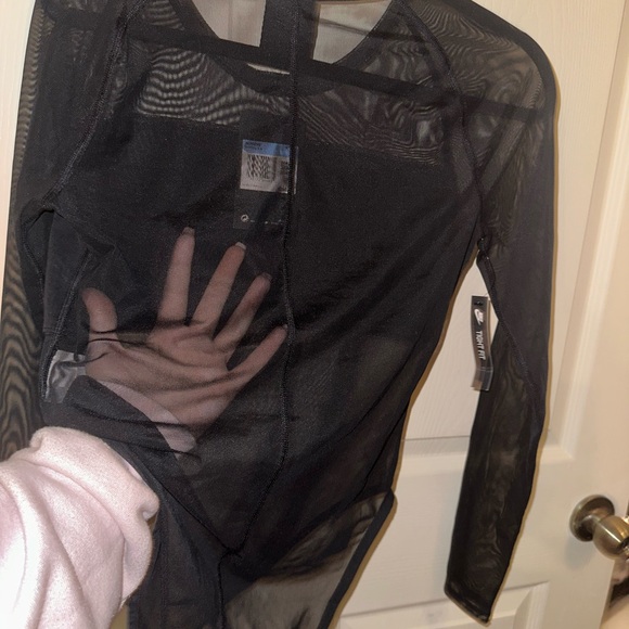 NWT Nike Women's Black Logo front Mesh long sleeve bodysuit streetwear M sporty - Picture 9 of 11